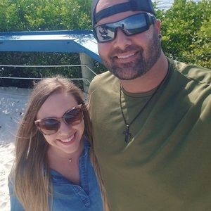 Meet your Posher, Candace!